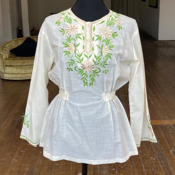 Vintage sixties anembroidered Green floral boho top - Picture 12 of 12